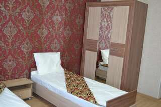 Отель Hotel Alash Нур-Султан Стандартный двухместный номер с 2 отдельными кроватями-4